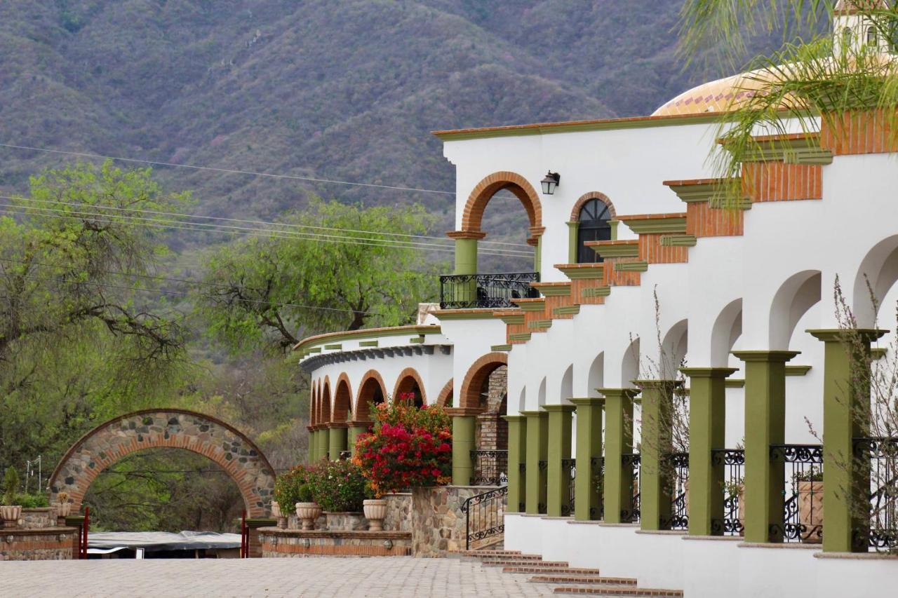 Alamos Bonito Resort Екстериор снимка